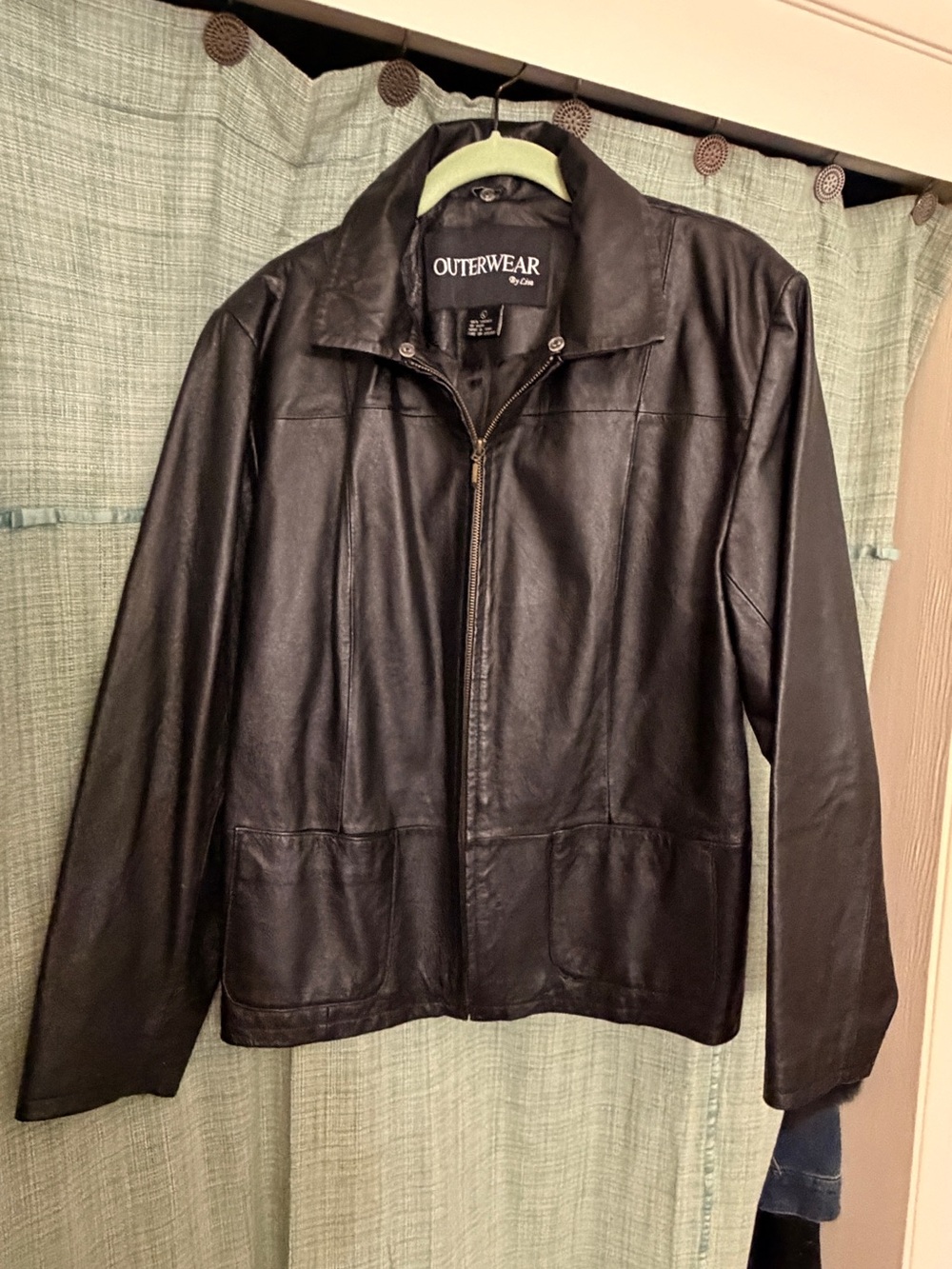 Outerwear by Lisa Black Leather Bomber Jacket size L large